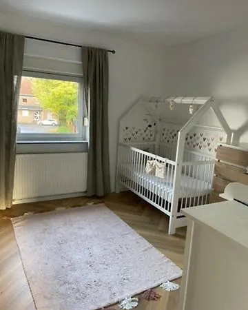 Modernes Haus Mit Garten In Windberg, Ruhig & Zentral Monchengladbach