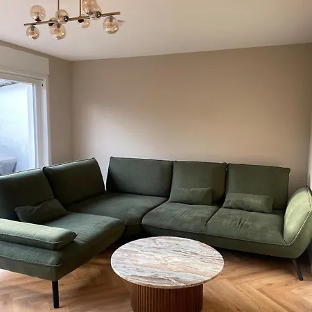 Vakantiehuis Modernes Haus Mit Garten In Windberg, Ruhig & Zentral