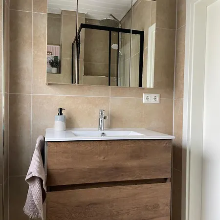 度假居 Modernes Haus Mit Garten In Windberg, Ruhig & Zentral 门兴格拉德巴赫