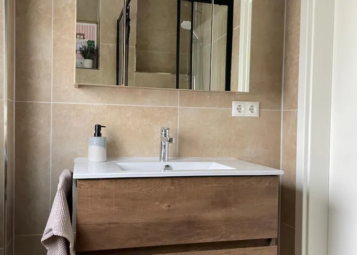 度假居 Modernes Haus Mit Garten In Windberg, Ruhig & Zentral 门兴格拉德巴赫