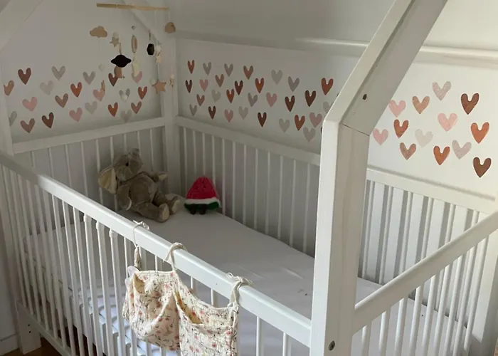 Modernes Haus Mit Garten In Windberg, Ruhig & Zentral 度假居